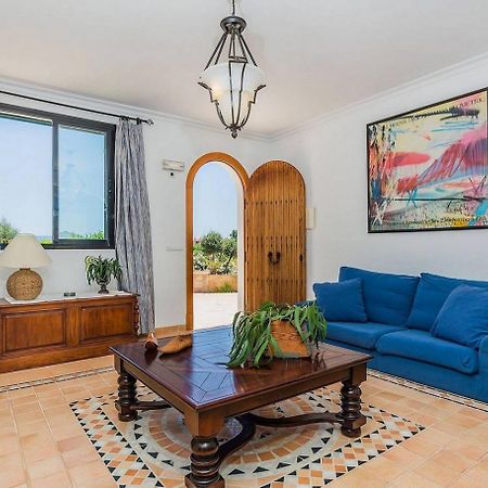 Villa With Private Mountain Ideal Runners Trailers Near Beach Approx 5 Min Walking Beach,Property Belong Puerto Pollensa Villas And Apartments Eksteriør bilde