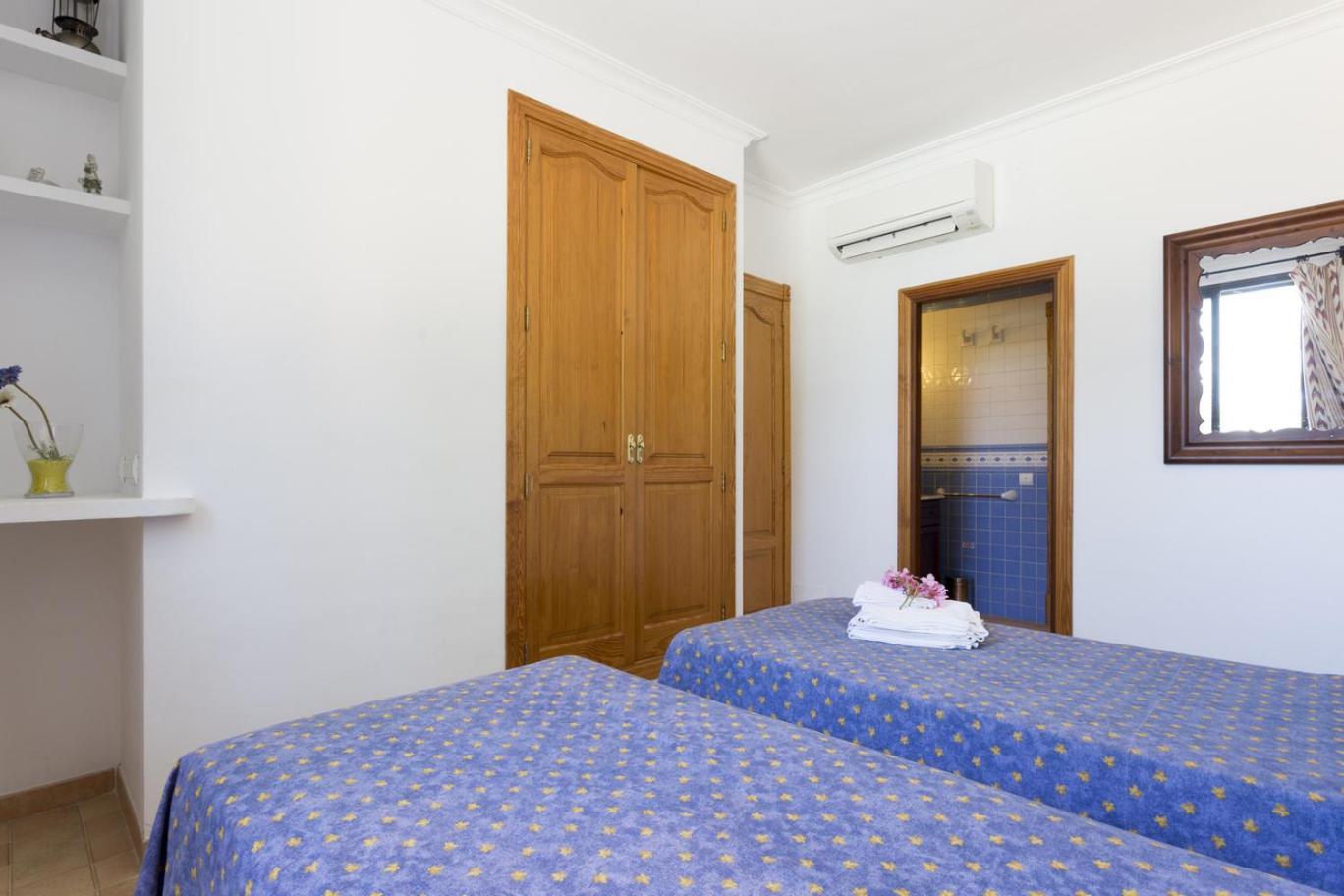 Villa With Private Mountain Ideal Runners Trailers Near Beach Approx 5 Min Walking Beach,Property Belong Puerto Pollensa Villas And Apartments Eksteriør bilde