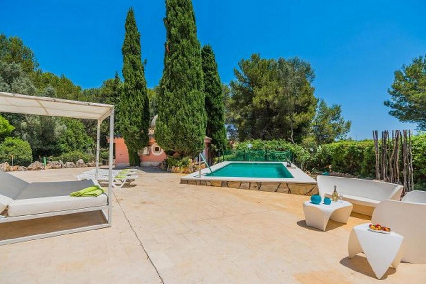 Villa With Private Mountain Ideal Runners Trailers Near Beach Approx 5 Min Walking Beach,Property Belong Puerto Pollensa Villas And Apartments Eksteriør bilde